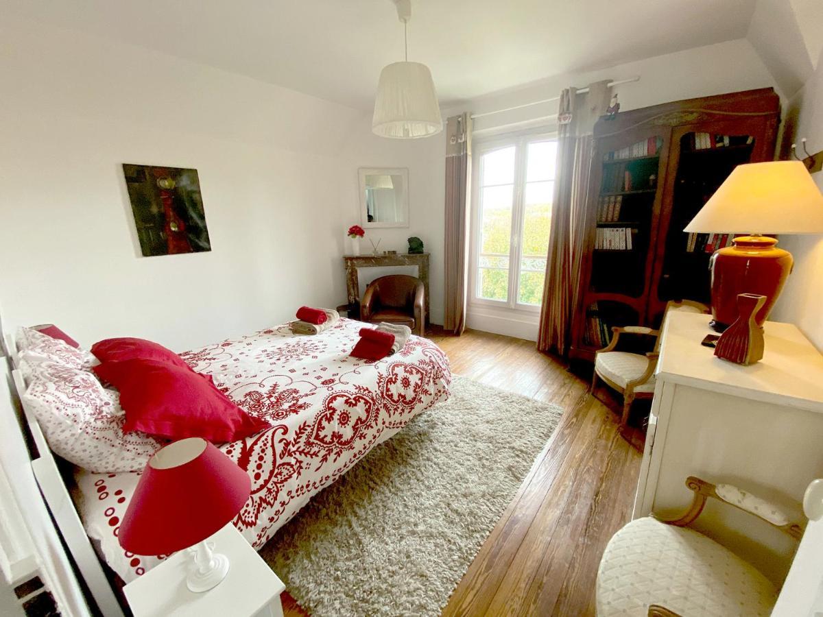 Les Chambres De Louis Le Chesnay  Eksteriør billede