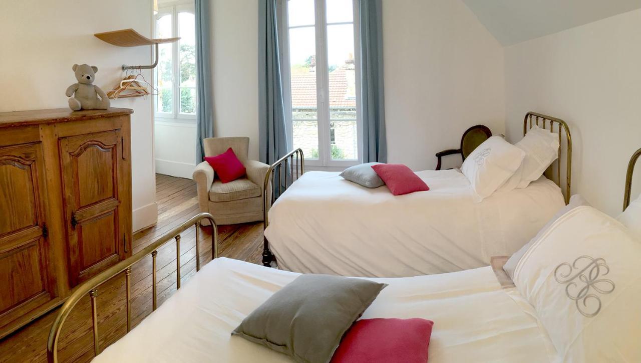 Les Chambres De Louis Le Chesnay  Eksteriør billede