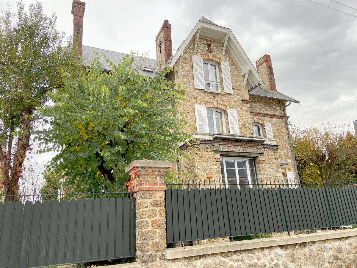 Les Chambres De Louis Le Chesnay  Eksteriør billede