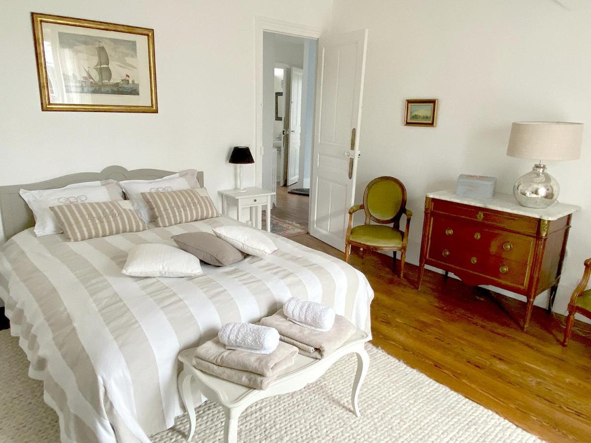 Les Chambres De Louis Le Chesnay  Eksteriør billede